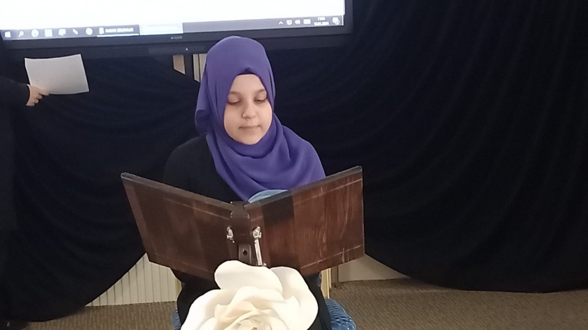 Genç Nida Kur'an-I Kerimi Güzel Okuma (Kız) Yarışmasında Eslem Nisa DENİZ Dördüncülüğü Elde Etti.